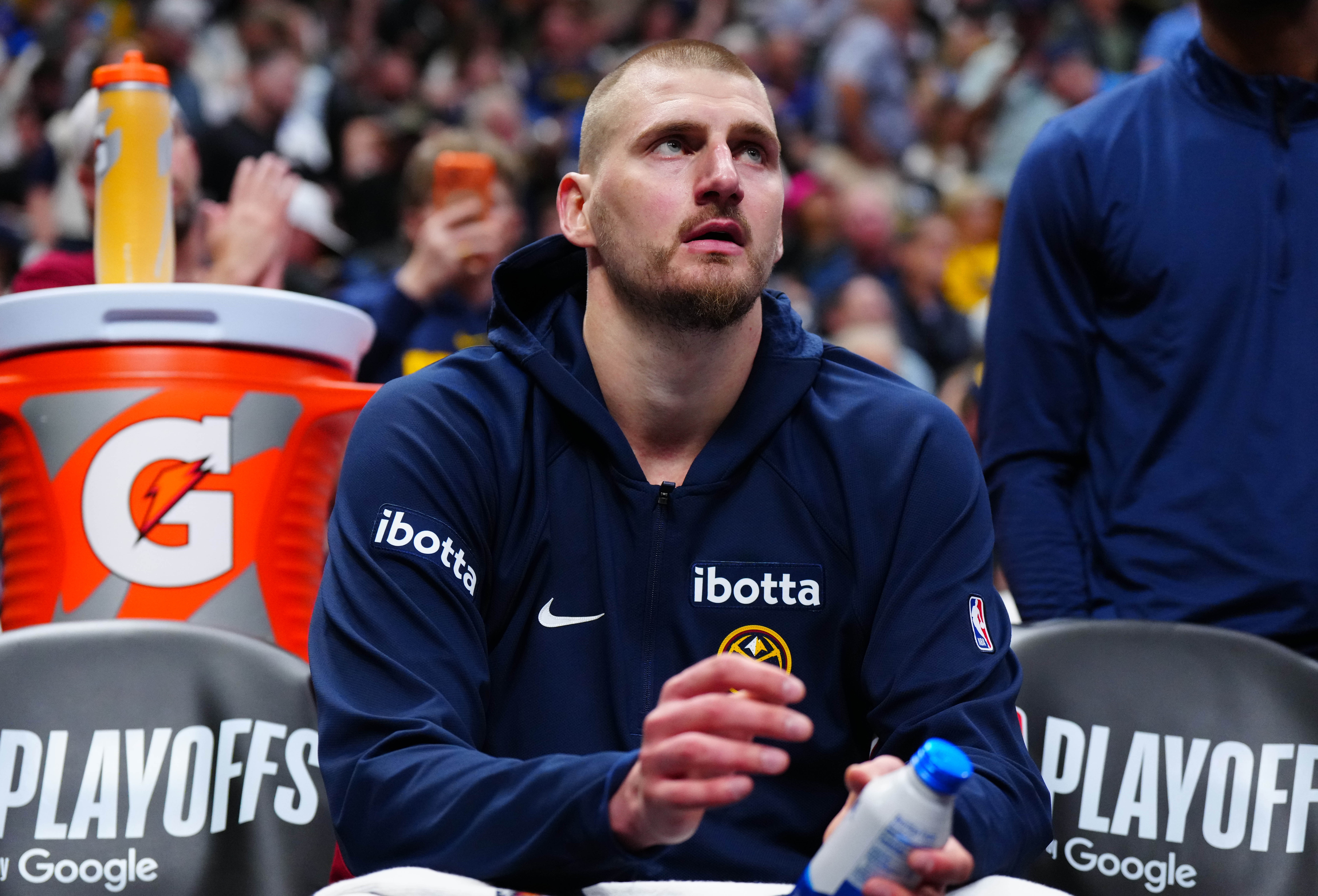 记者：道苏姆打穿掘金 约基奇打出了可能是生涯最糟糕的表现之一