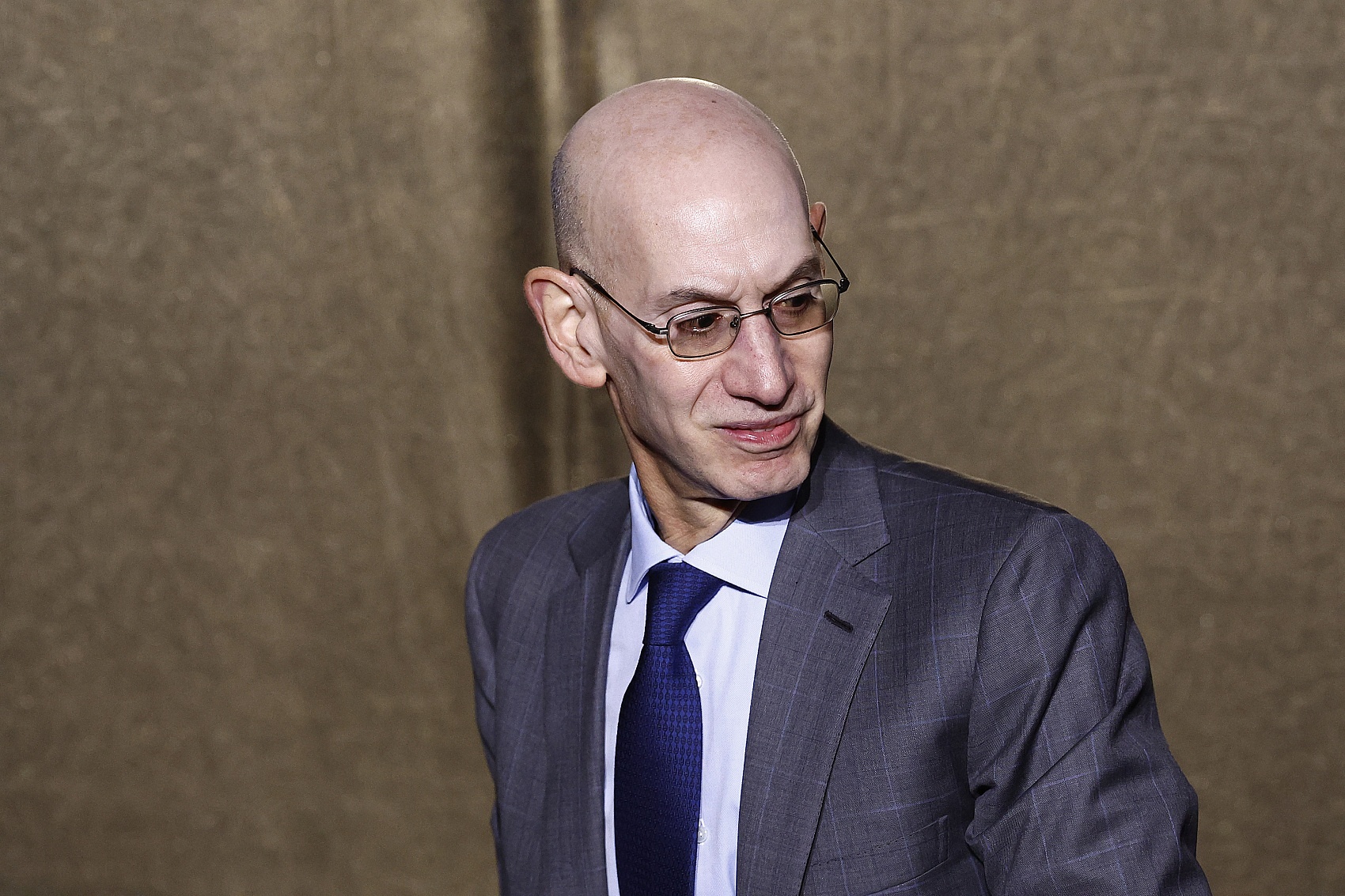 mk直播-Shams：NBA新规允许联盟降低球队乐透抽签概率或调整选秀顺位！